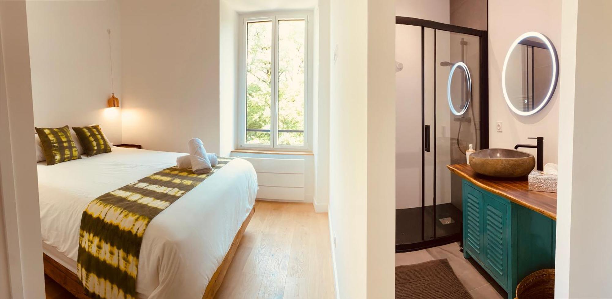 Bed & Breakfast Le Moulin Du Guy, Proche Du Puy Dufou *