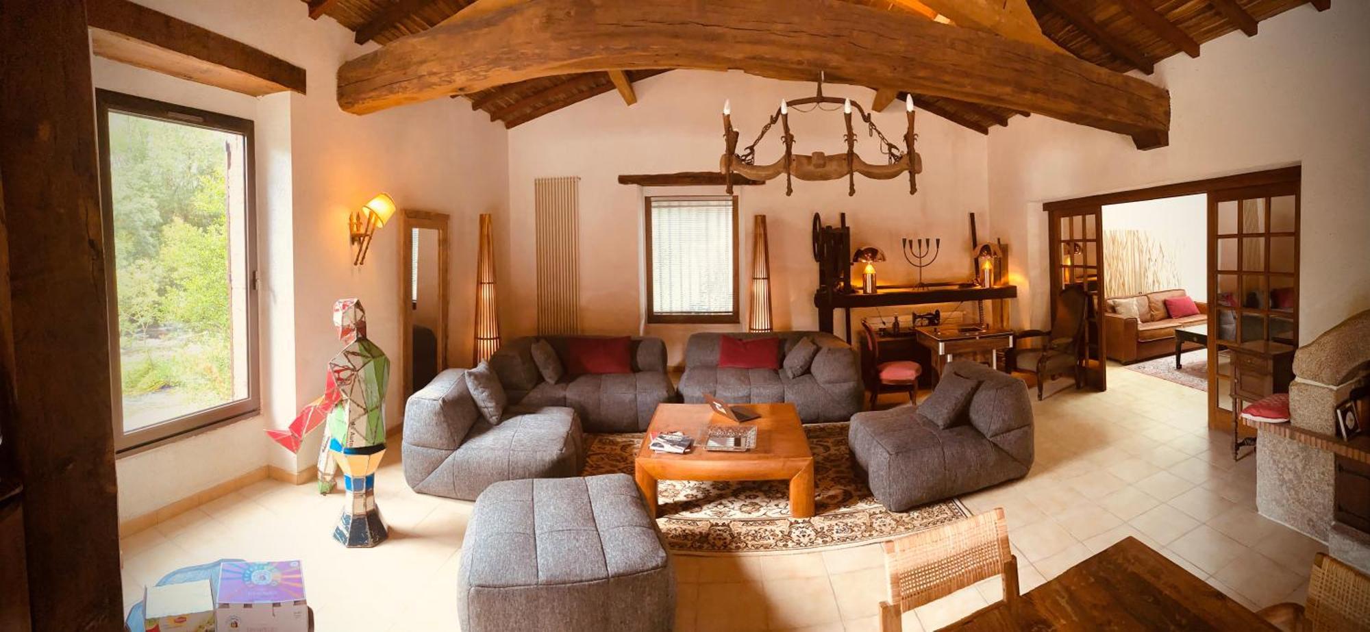 Le Moulin Du Guy, Proche Du Puy Dufou Bed & Breakfast Chanverrie